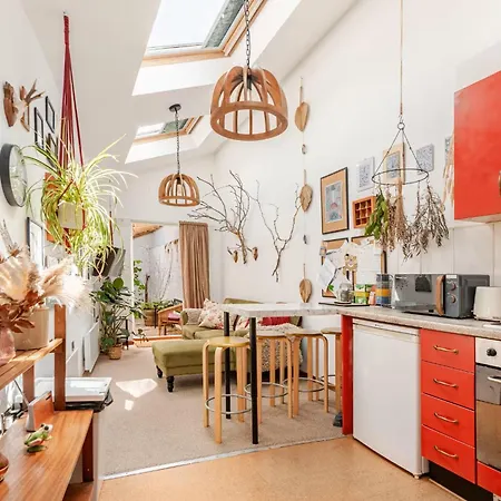 Appartamento Quirky 10 Min Walk To With Free Parking *